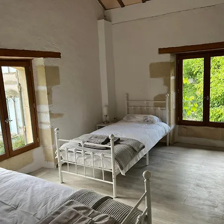 La Maison Du Coeur Calme Feriehus Cancon